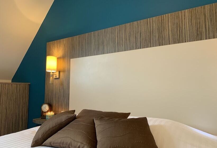 اتاق استاندارد, Logis Hotel La Croix Blanche Fontevraud