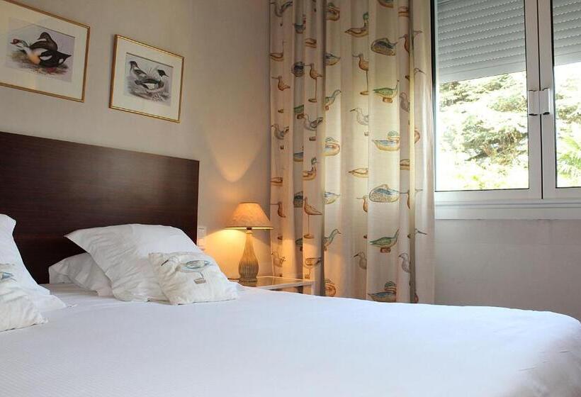 سوئیت جونیور پرستیژ, Hostellerie Du Grand Saint Antoine