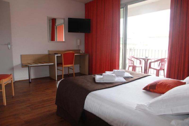 اتاق استاندارد, Hôtel Chris Tel