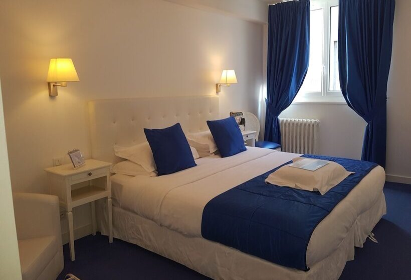اتاق استاندارد سه نفره, Kyriad Saumur Hyper Centre Hôtel Appartements Et Spa Soins Sothys Paris