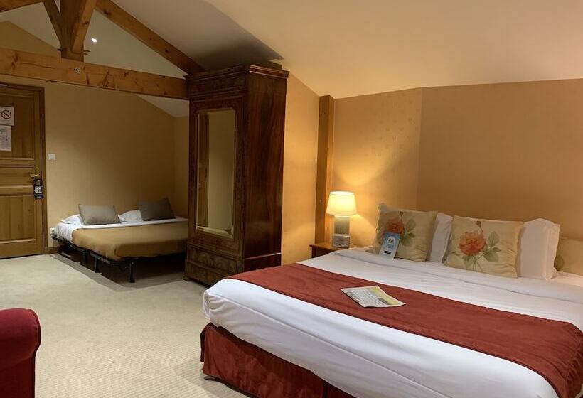 اتاق خانوادگی, Kyriad Saumur Hyper Centre Hôtel Appartements Et Spa Soins Sothys Paris