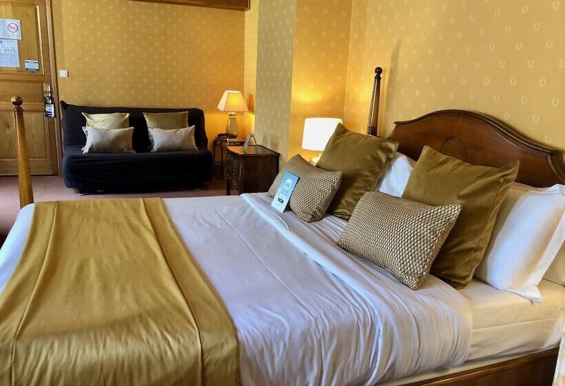 اتاق خانوادگی, Kyriad Saumur Hyper Centre Hôtel Appartements Et Spa Soins Sothys Paris
