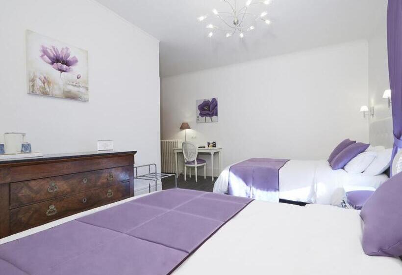 اتاق خانوادگی, Kyriad Saumur Hyper Centre Hôtel Appartements Et Spa Soins Sothys Paris