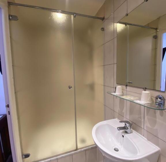 اتاق استاندارد, Les Cascades   Hôtel De Charme