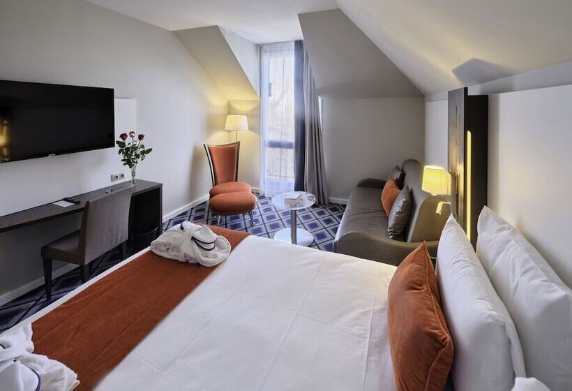 Chambre Familiale Prestige, Mercure Chartres Cathedrale