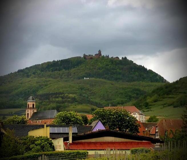 اتاق لوکس با بالکن, Munsch, Colmar Nord  Hautkoenigsbourg