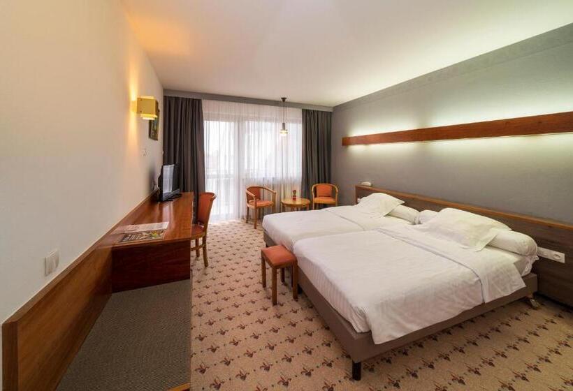 اتاق سوپریور با بالکن, Munsch Restaurant & Wellness, Colmar Nord   Haut Koenigsbourg