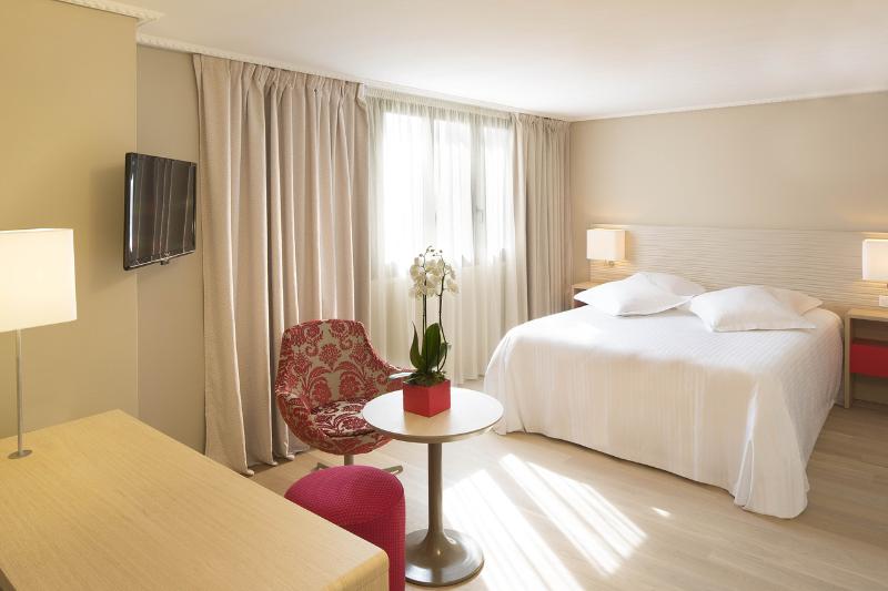 コンフォートルーム, Hôtel & Spa Oceania L Univers Tours