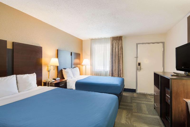 اتاق راحتی, Timhotel Invalides Eiffel