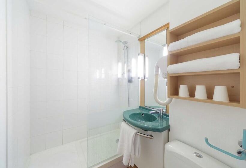 اتاق استاندارد, B&b Hotel Lourdes Centre