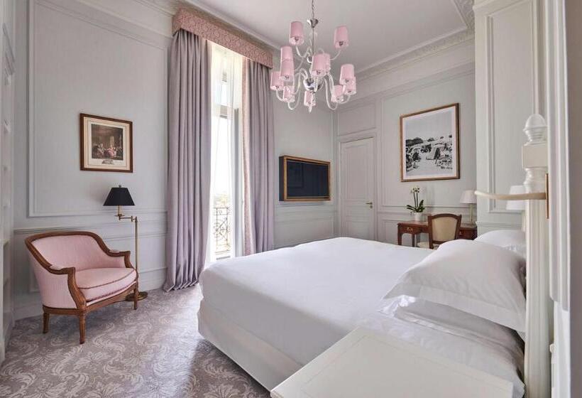 اتاق لوکس با چشم‌انداز دریا, Hôtel Du Palais Biarritz, In The Unbound Collection By Hyatt