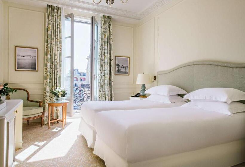 اتاق لوکس, Hôtel Du Palais Biarritz, In The Unbound Collection By Hyatt