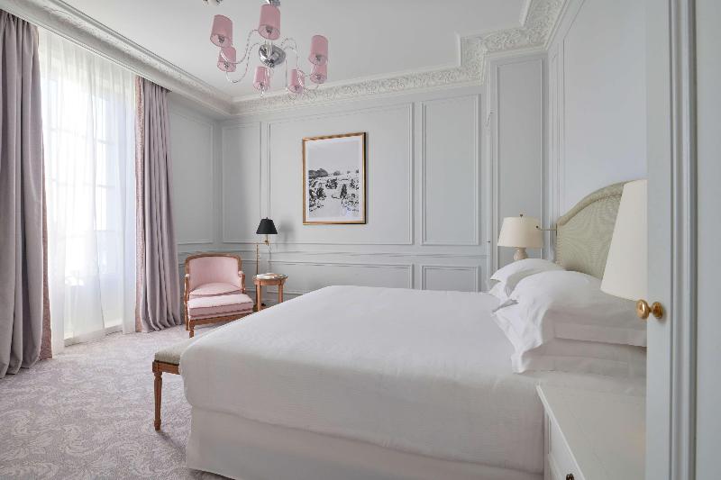 اتاق استاندارد با تخت بزرگ, Hôtel Du Palais Biarritz, In The Unbound Collection By Hyatt