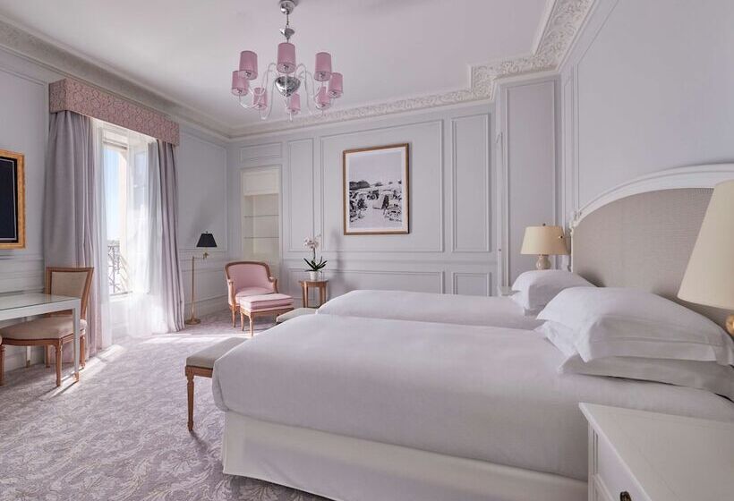 اتاق استاندارد با چشم‌انداز, Hôtel Du Palais Biarritz, In The Unbound Collection By Hyatt