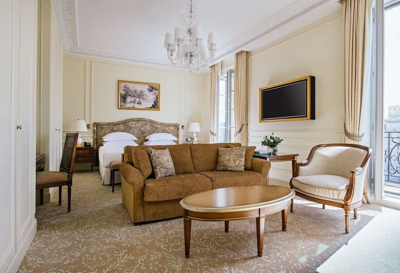 سوییت جونیور با چشم‌انداز دریا, Hôtel Du Palais Biarritz, In The Unbound Collection By Hyatt