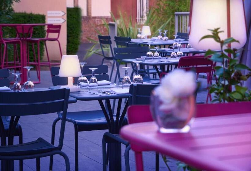 اتاق استاندارد, Logis Hotels Grand Hotel D Orléans