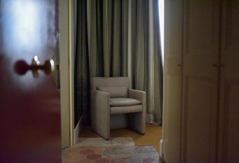 اتاق استاندارد, Grand Hôtel Du Lion D Or