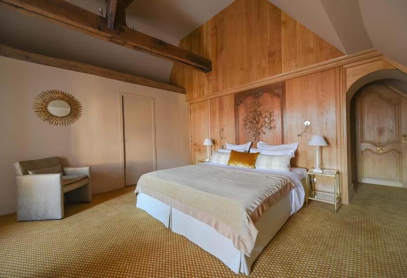 Superior Room King Size Bed, Grand  Du Lion D Or