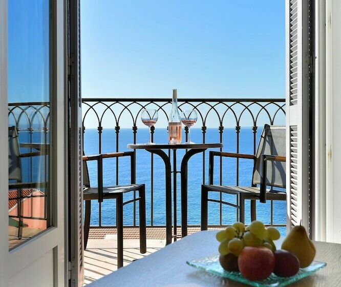 オーシャンビューデラックスルーム, Hôtel La Pérouse Nice Baie Des Anges   Recently Fully Renovated