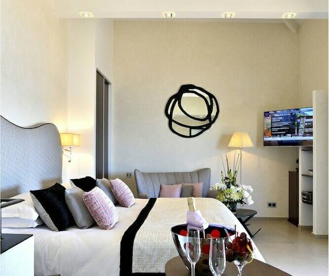 スーペリアトリプルルーム, Hôtel La Pérouse Nice Baie Des Anges   Recently Fully Renovated