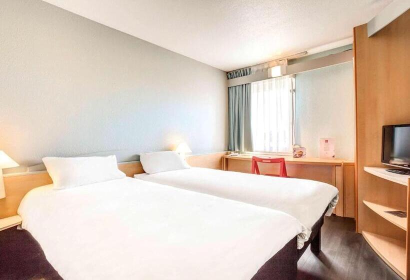 Quarto Individual Standart Cama de Casal, Ibis Agen Centre