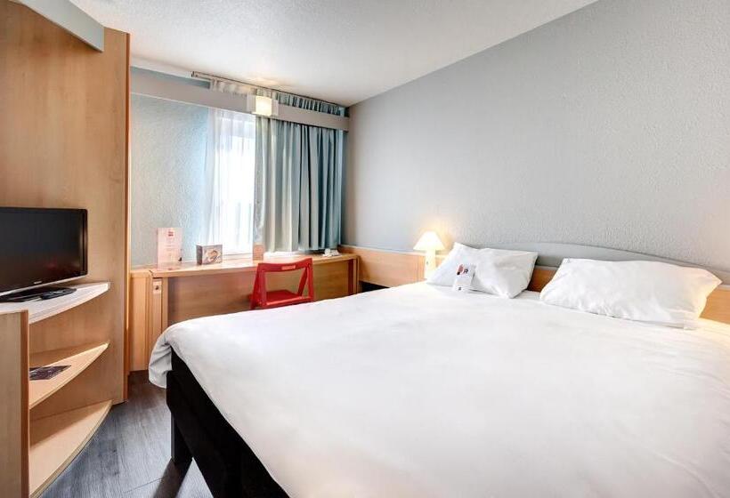 Standard Single Room Single Bed, Ibis Agen Centre