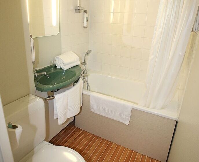 اتاق استاندارد, Ibis Auxerre Sud