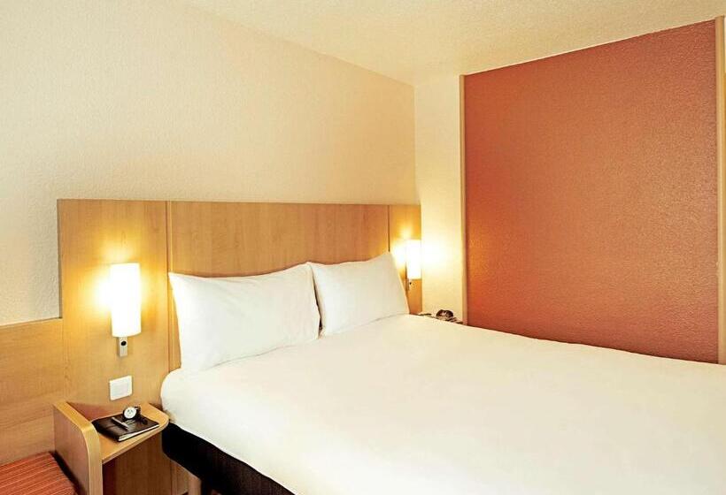 Standard Room, Ibis Châteauthierry