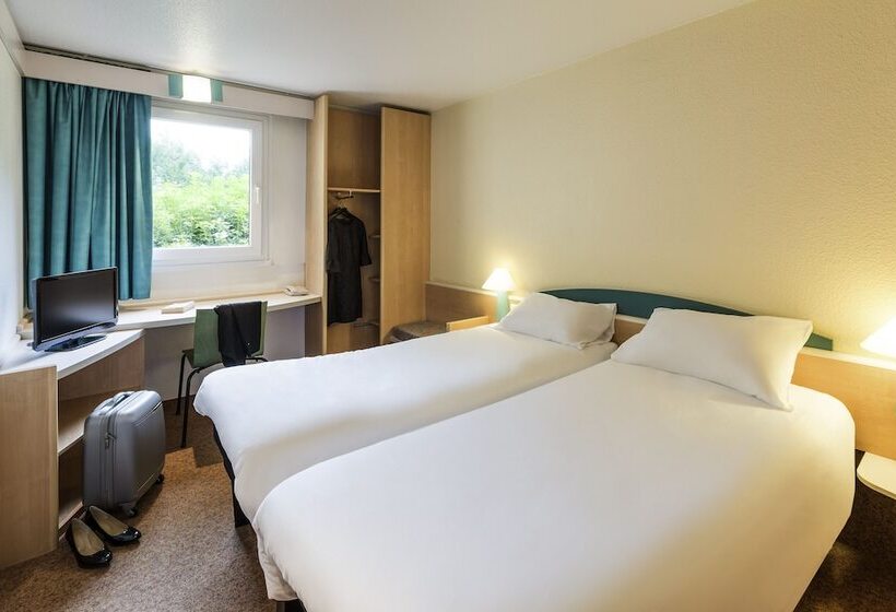 Standard Room, Ibis Lourdes Centre Gare