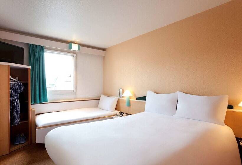 Standard Room, Ibis Lourdes Centre Gare