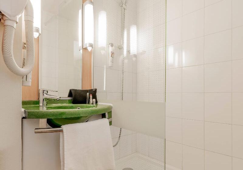 اتاق استاندارد سه نفره, B&b Hotel Lourdes Centre