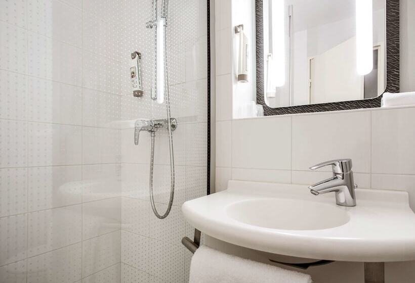 اتاق استاندارد, Ibis Saintdenis Stade Ouest