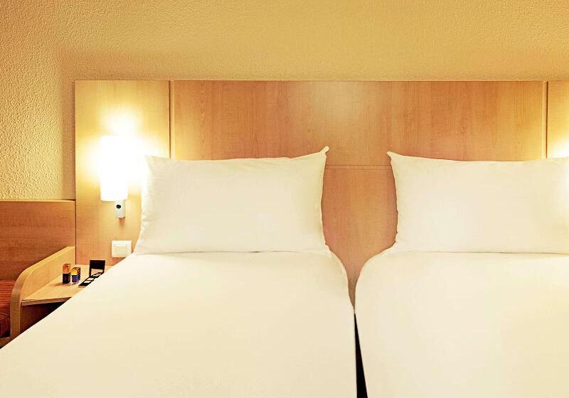اتاق استاندارد, Ibis Saintquentin Basilique