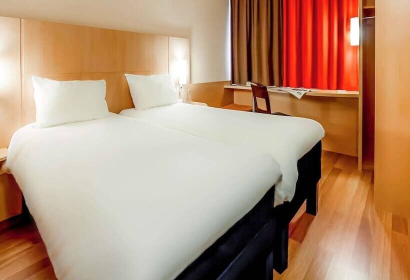 اتاق استاندارد با تخت دوبل, Ibis Vannes