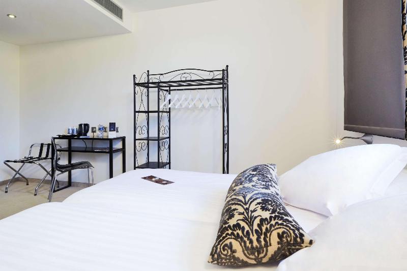 اتاق استاندارد, Hôtel Restaurant Kyriad Fréjus