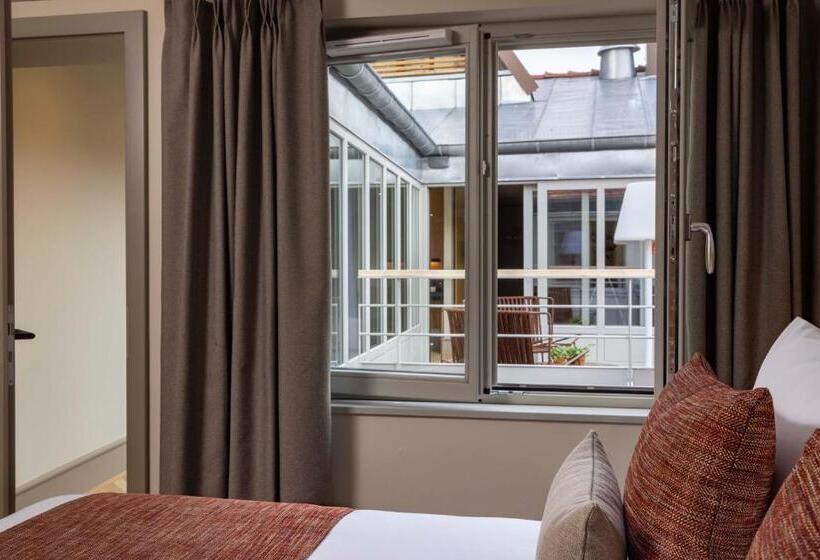Suite with Terrace, La Diligence