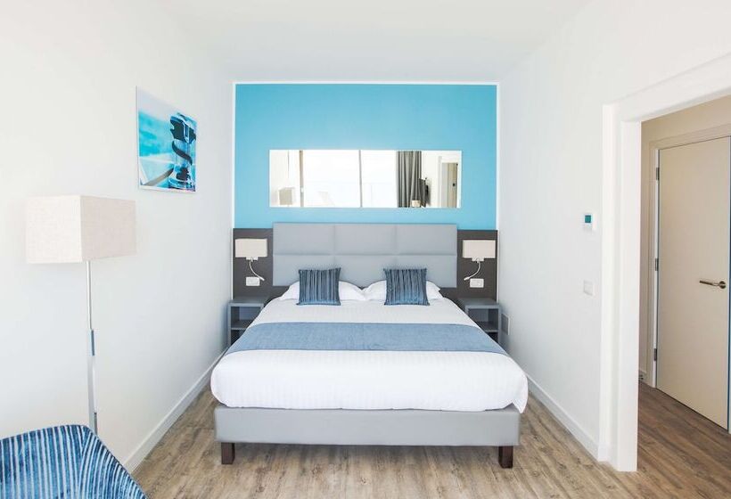 اتاق راحتی با چشم‌انداز دریا, Les Terrasses D Eze   Hôtel & Spa