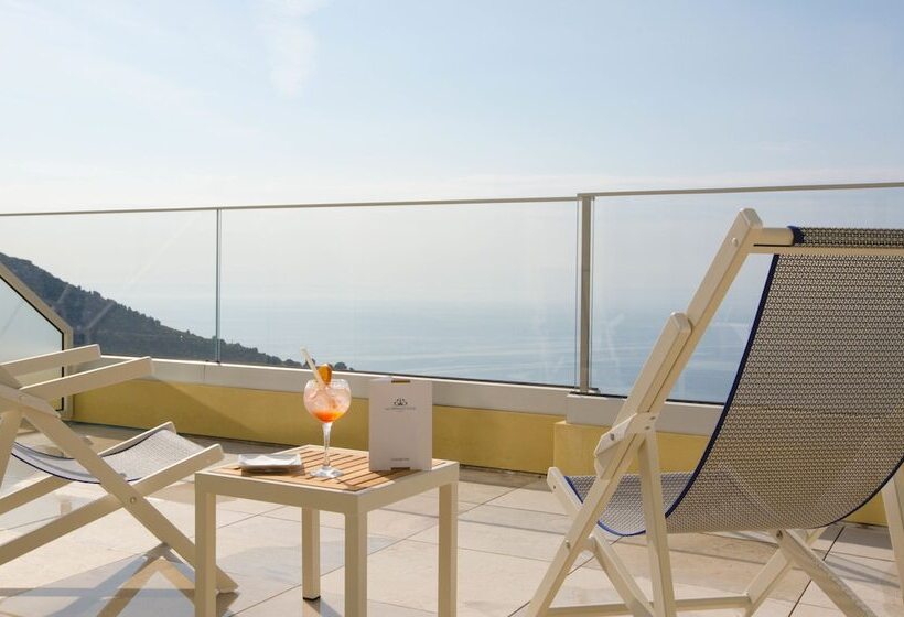 اتاق خانوادگی با چشم‌انداز دریا, Les Terrasses D Eze   Hôtel & Spa