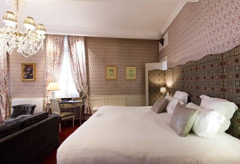 Quarto Familiar, Best Western Premier Grand Monarque  & Spa