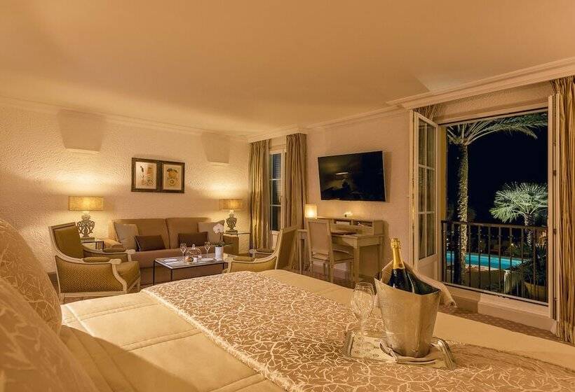 Полулюкс, Byblos Saint Tropez