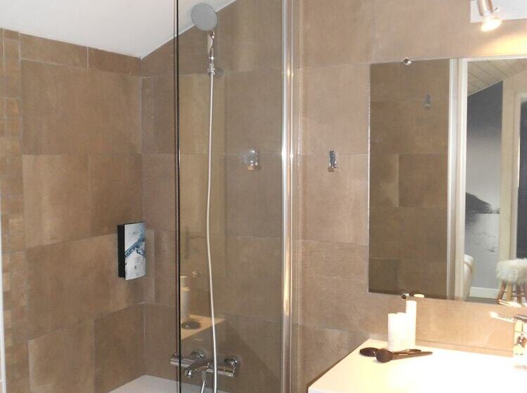 Семейный Номер, Cit Hotel Avantici Gap