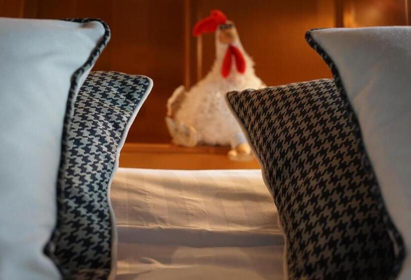 اتاق راحتی, Hôtel Le Riquewihr