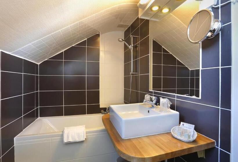 标准三人间, Hôtel Les Tilleuls, Bourges