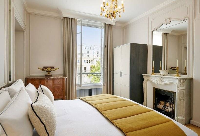 سوییت خانوادگی, Hôtel Lancaster Paris Champs Elysées