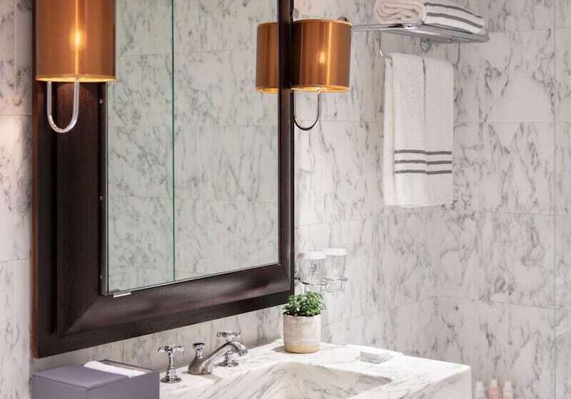 اتاق سوپریور, Hôtel Lancaster Paris Champs Elysées