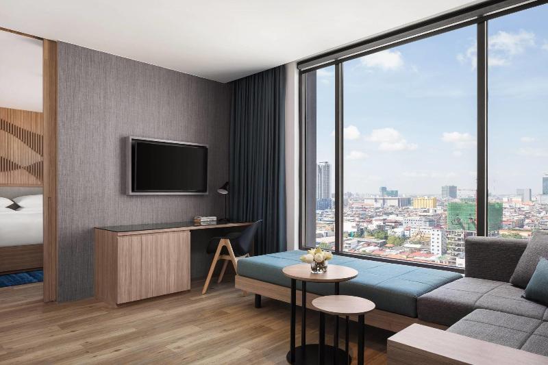 سوییت اجرایی, Hôtel Lancaster Paris Champs Elysées