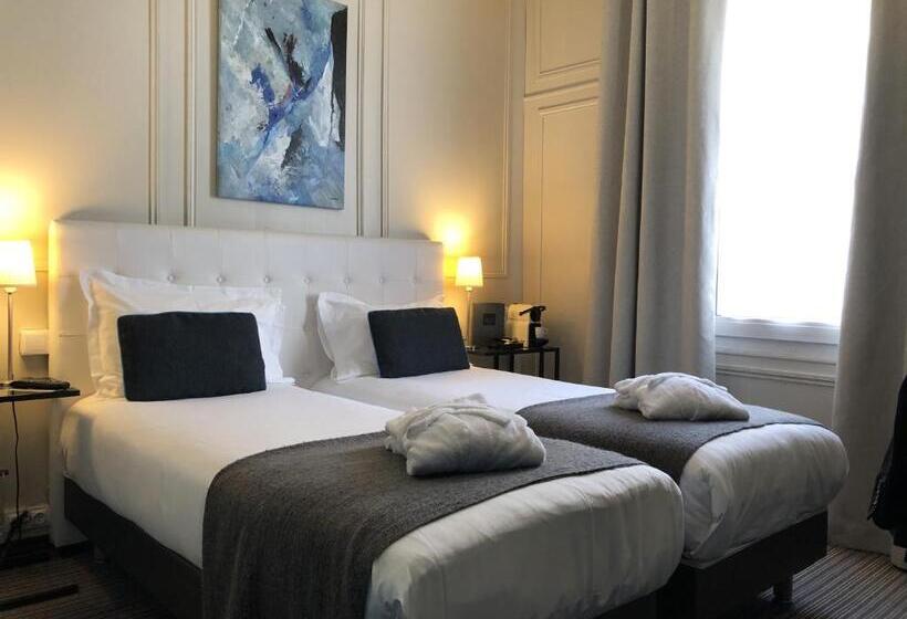 Deluxe Room, Le Dauphin