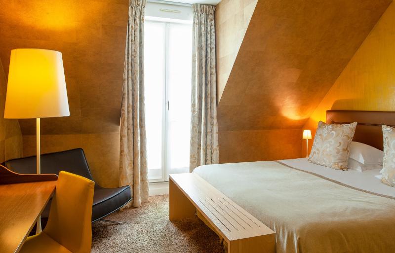 اتاق سوپریور, Le Manoir Du Lys, The Originals Relais