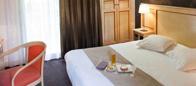스탠다드 룸, Logis Le Relais Fleuri