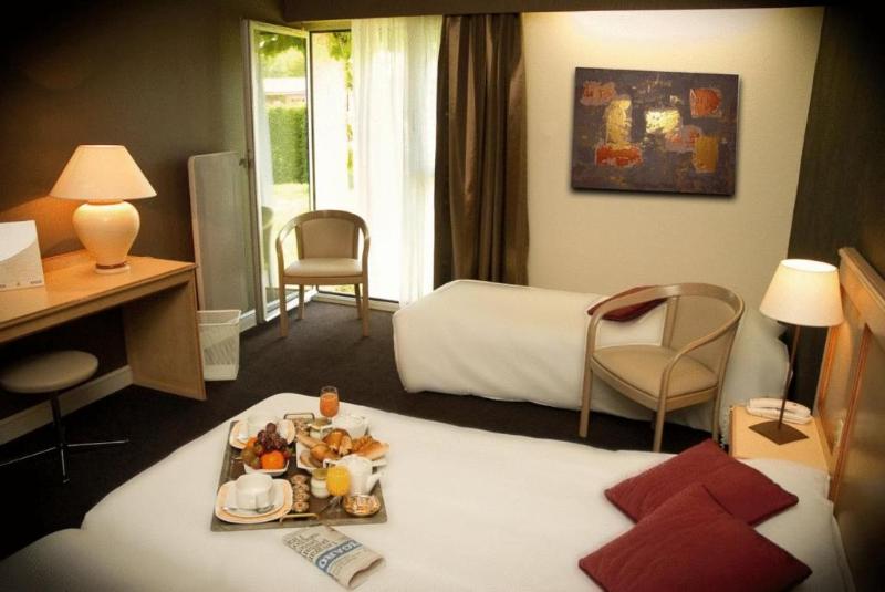 4인용 스탠다드 룸, Logis Le Relais Fleuri